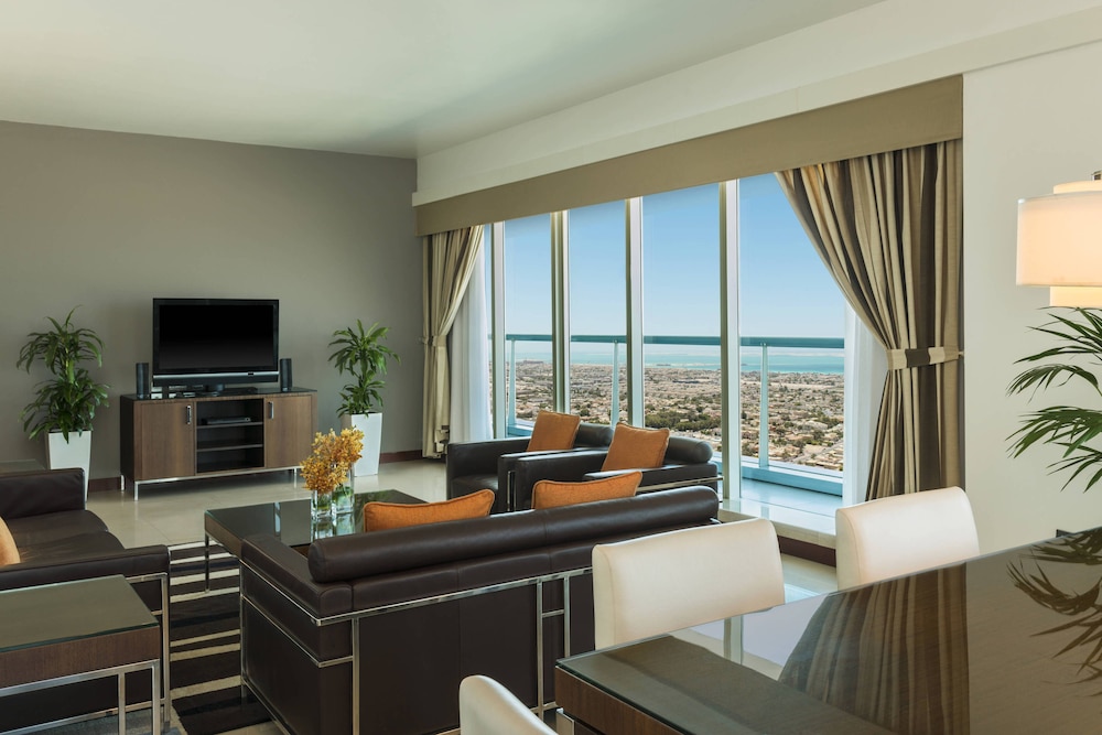 Four Points by Sheraton Sheikh Zayed Road 33/46