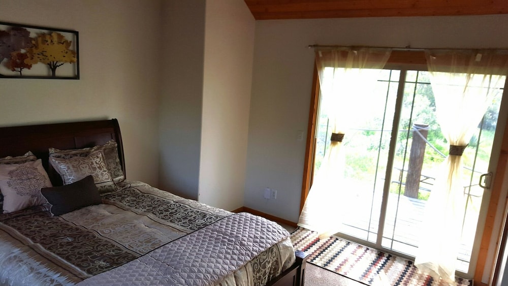 Sequoia Riverfront Cabins 14/71