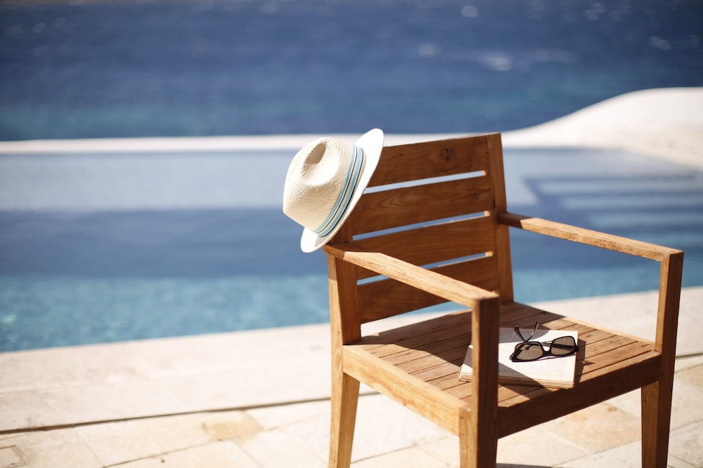 Belvedere Waterfront Villa and Suites 24/49