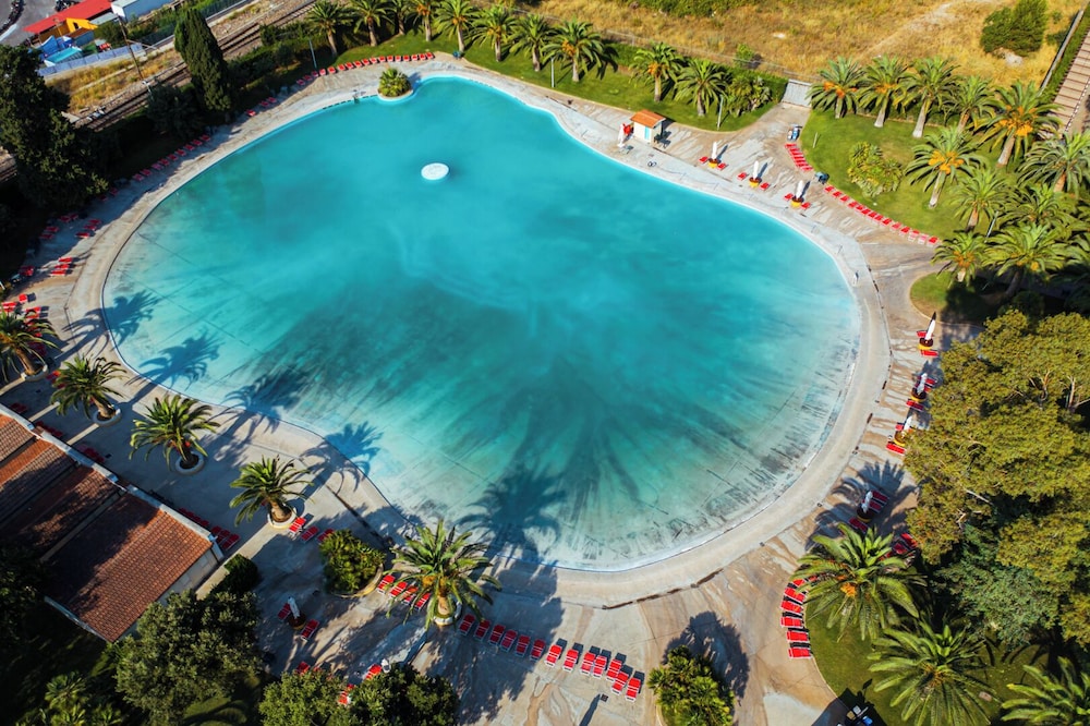 Victoria Terme Hotel 51/54