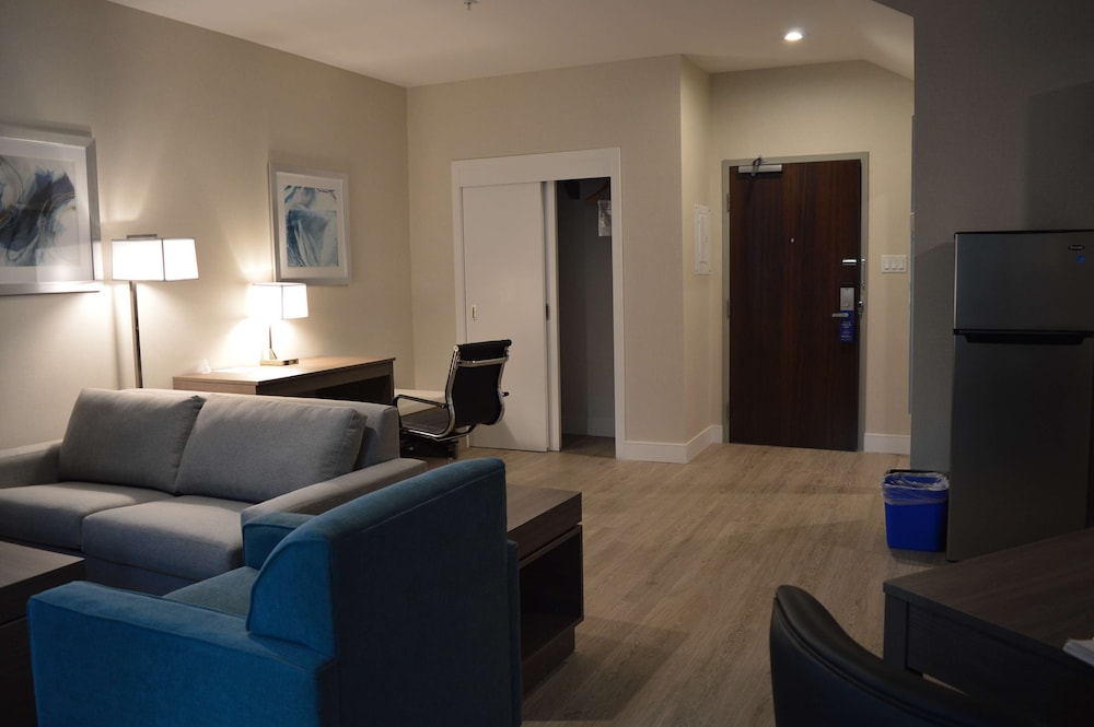 Best Western Plus Gateway to the Falls 15/26