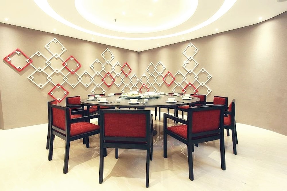 Grandia Hotel 56/66
