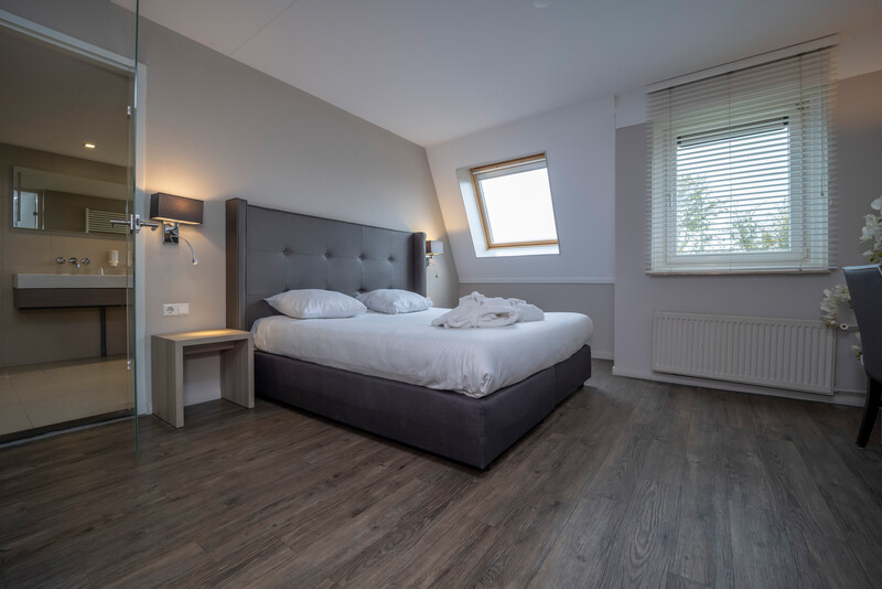 Royal, Beach Suite