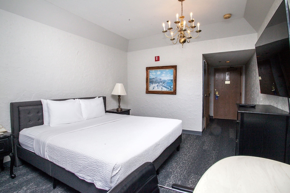 Room, Queen Bed, Accessible