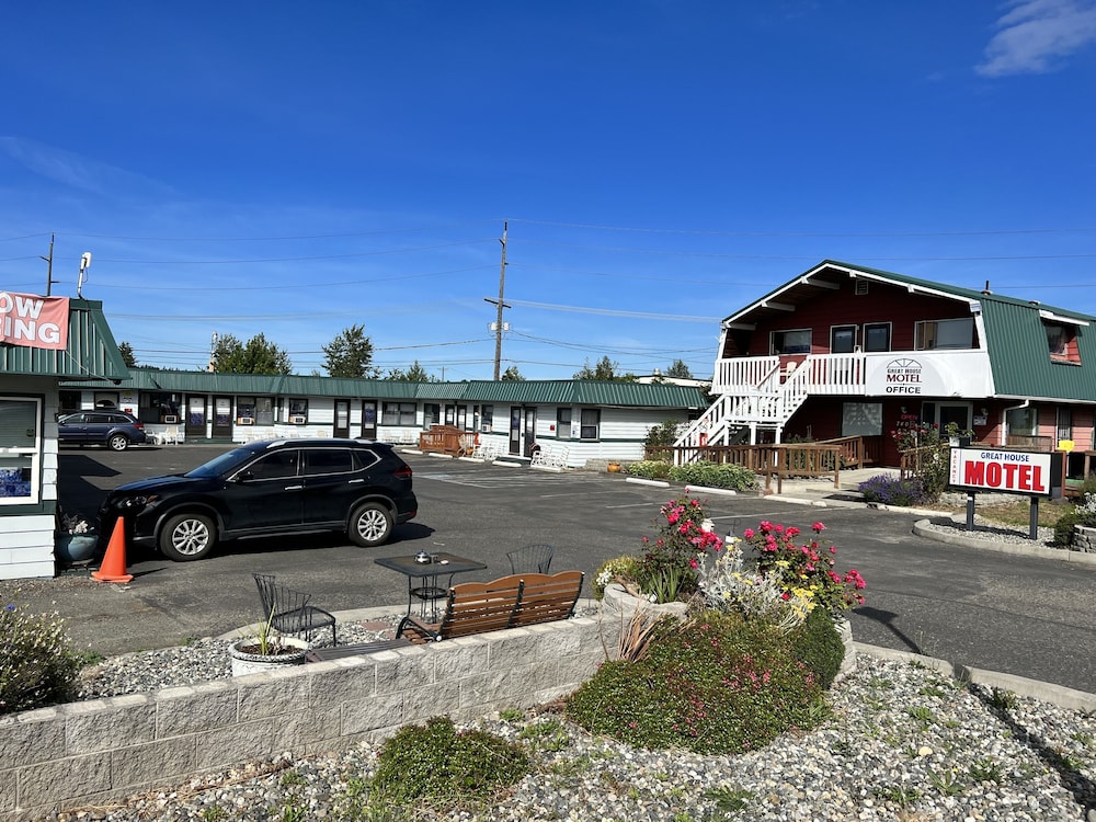 Great House Motel 36/50
