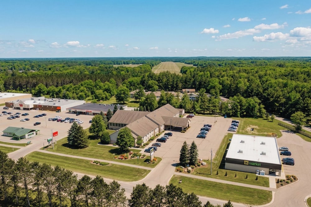 All Seasons Resort 46/49