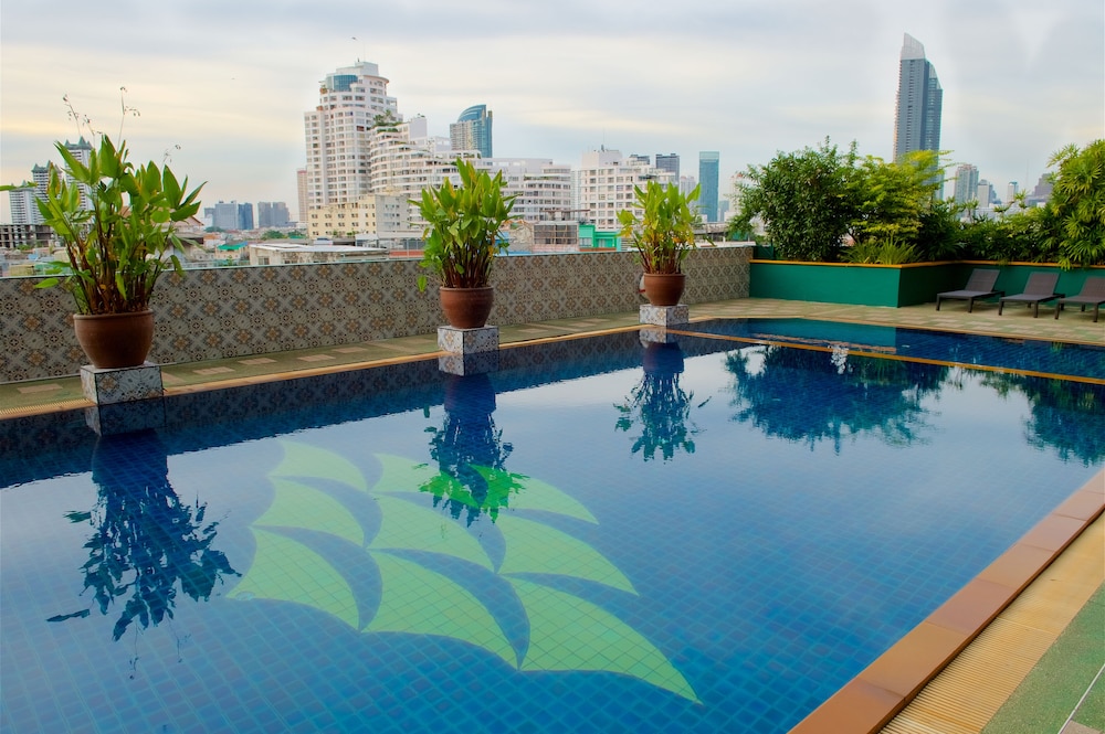 Tongtara Riverview Hotel 38/62