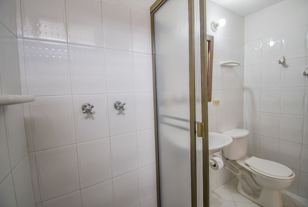 Hotel Toledo Plaza 44/49