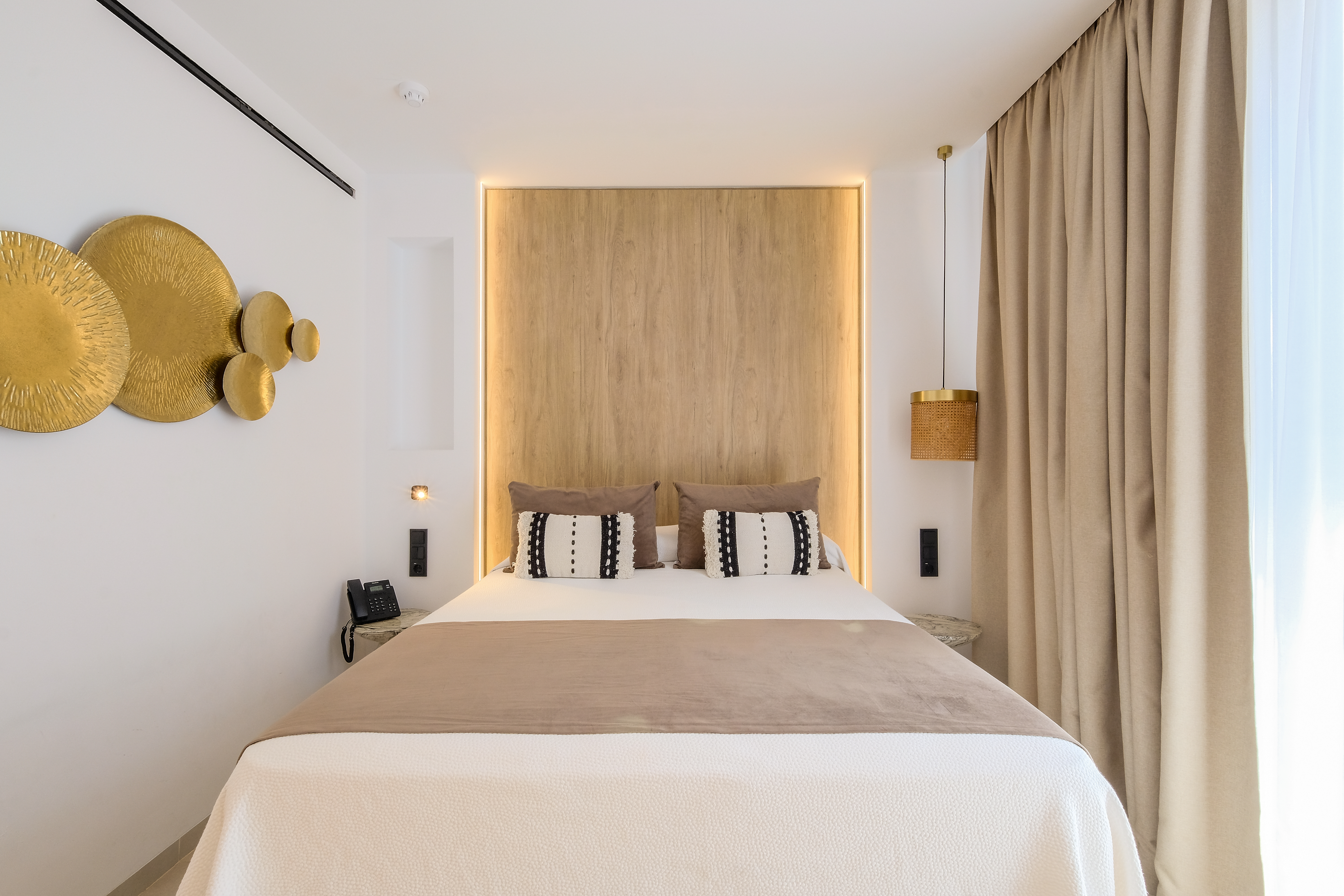 AzuLine Hotel M 14/42