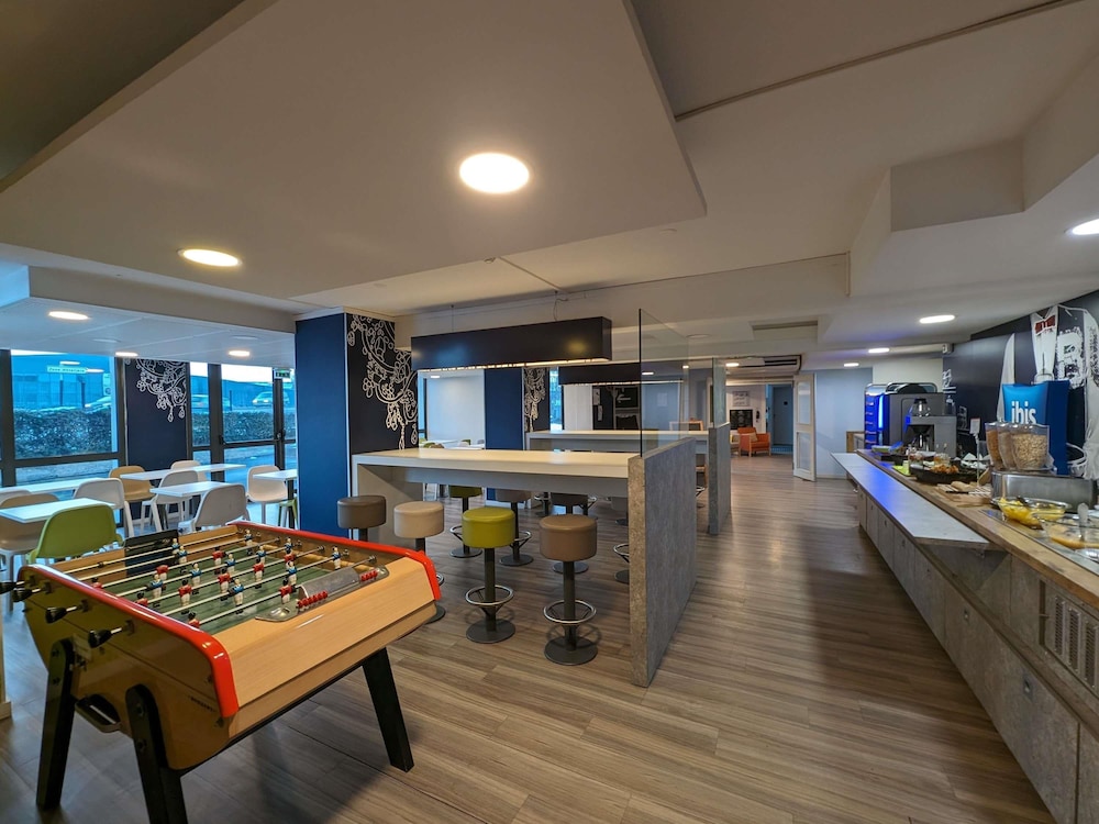 Ibis Budget Clermont Ferrand - Le Brezet - Aeroport 25/48