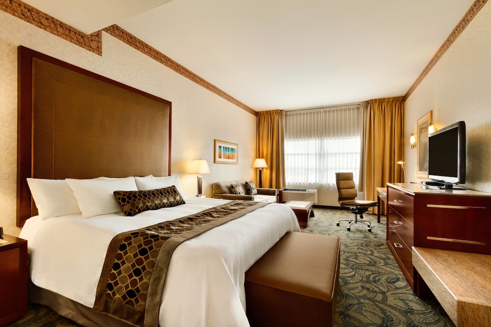 Poco Inn And Suites Hotel Conference Centre 15/58