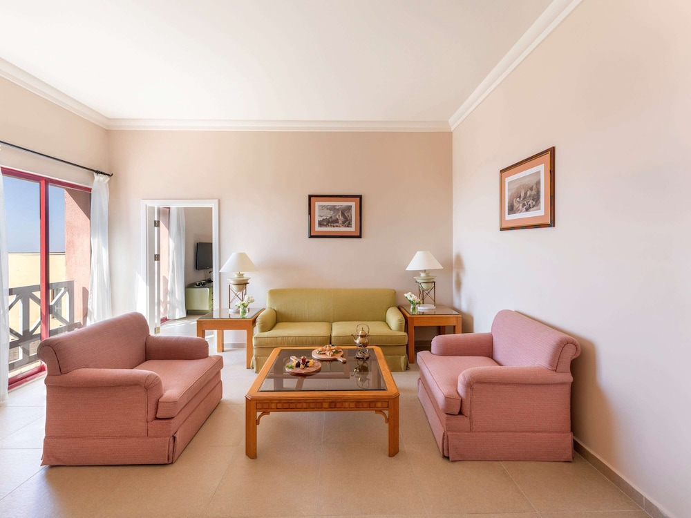 Grand Mercure Petra 59/91