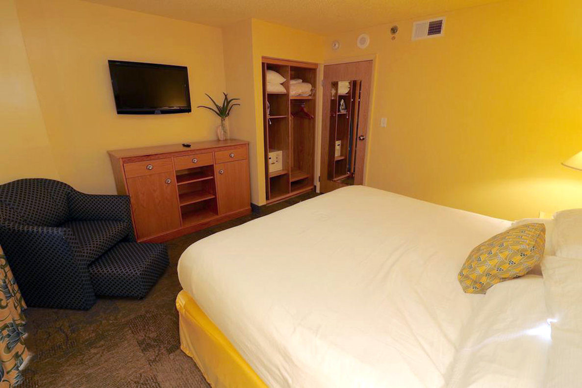 Ocean Key Resort Virginia Beach, Virginia 13/50