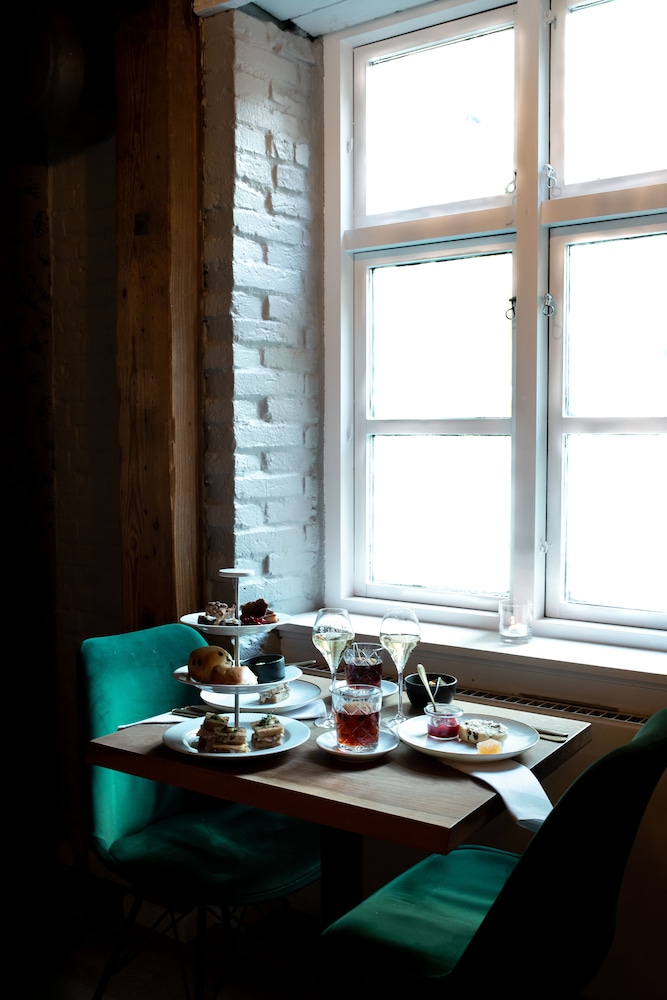 Hotel Hamlet 26/31