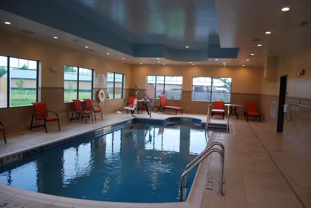 Best Western Plus Finger Lakes Inn & Suites 1/32