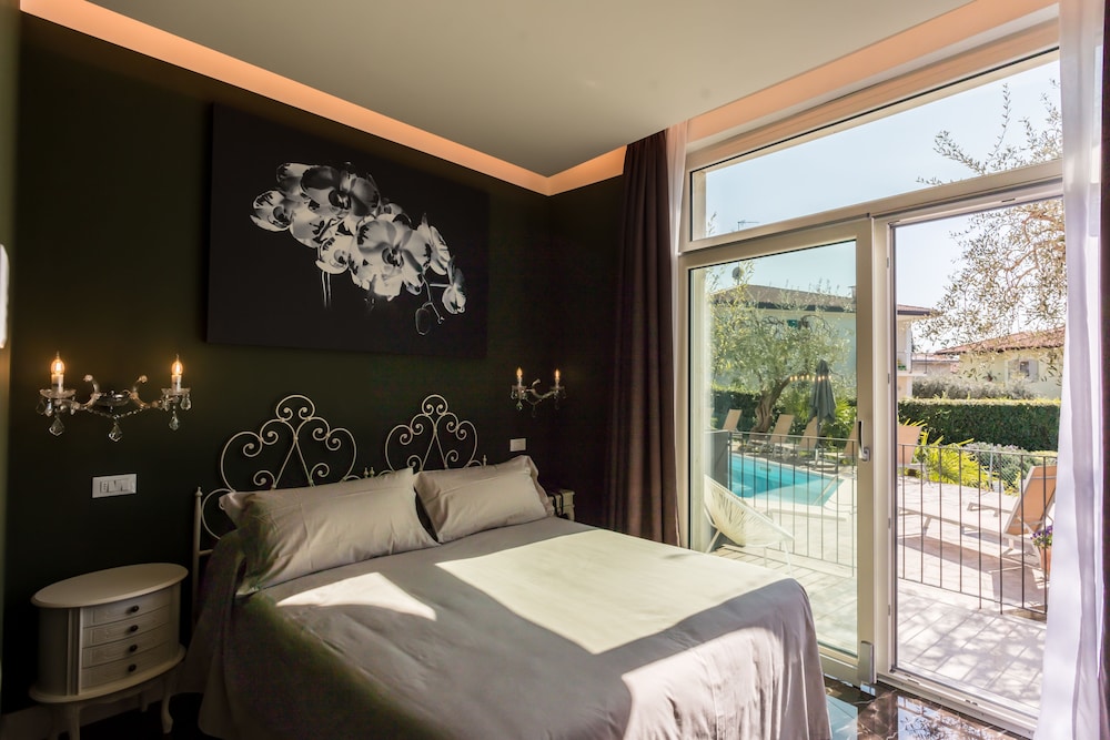 SUPERIOR, DOUBLE BED, BALCONY