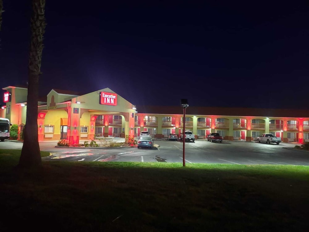Executive Inn Westley Ca 35/37