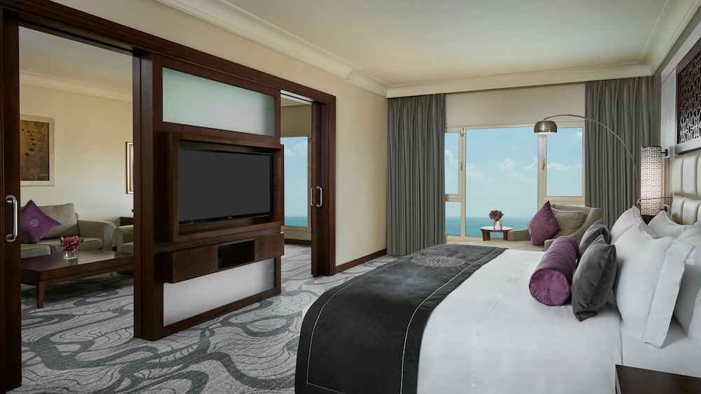 Diplomat, Suite, Single Bed