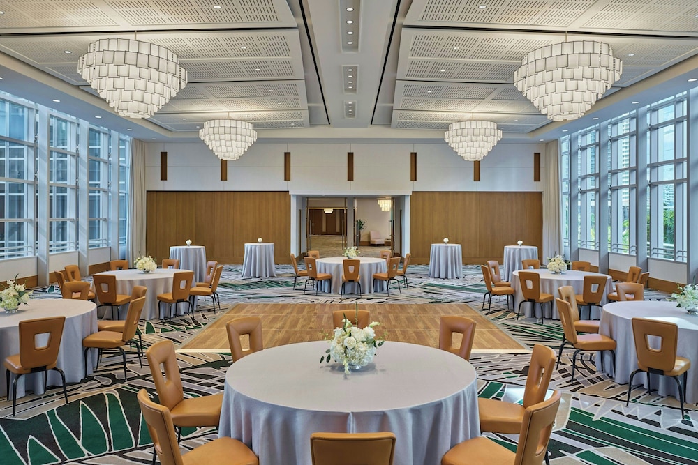 Hotel AKA Brickell 38/50