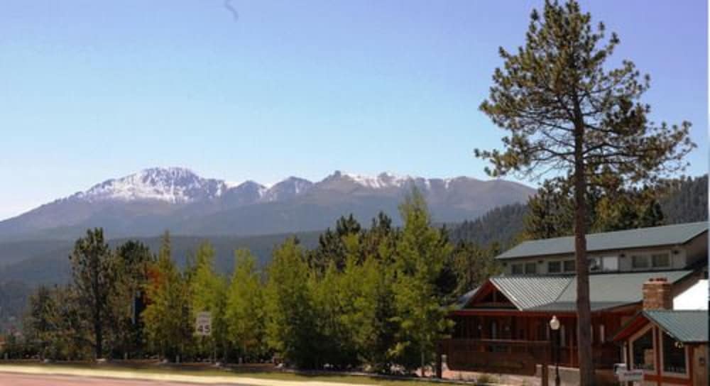 Eagle Fire Lodge Cabins 70/75