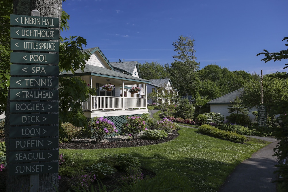 Spruce Point Inn Resort Spa 1/40