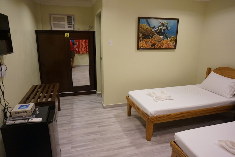 Wellbeach Dive Resort 18/74