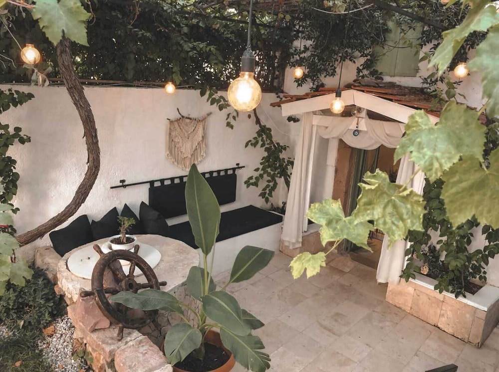La Luna Otel Cunda 45/50