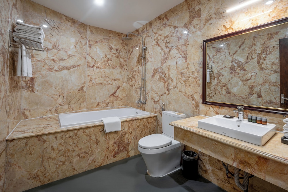 Canvas Sapa Legend Hotel 61/63