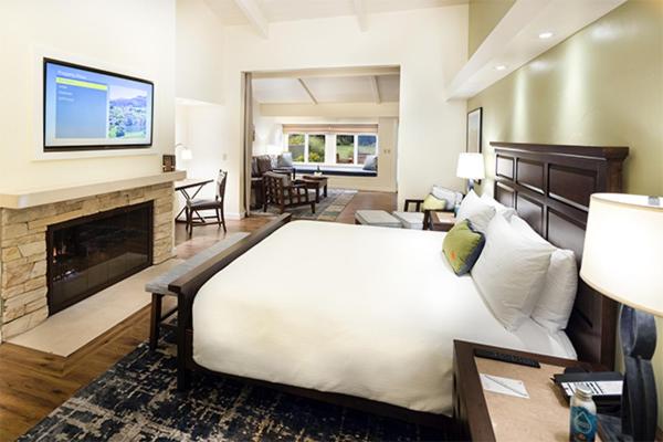 Deluxe, Suite, Bungalow