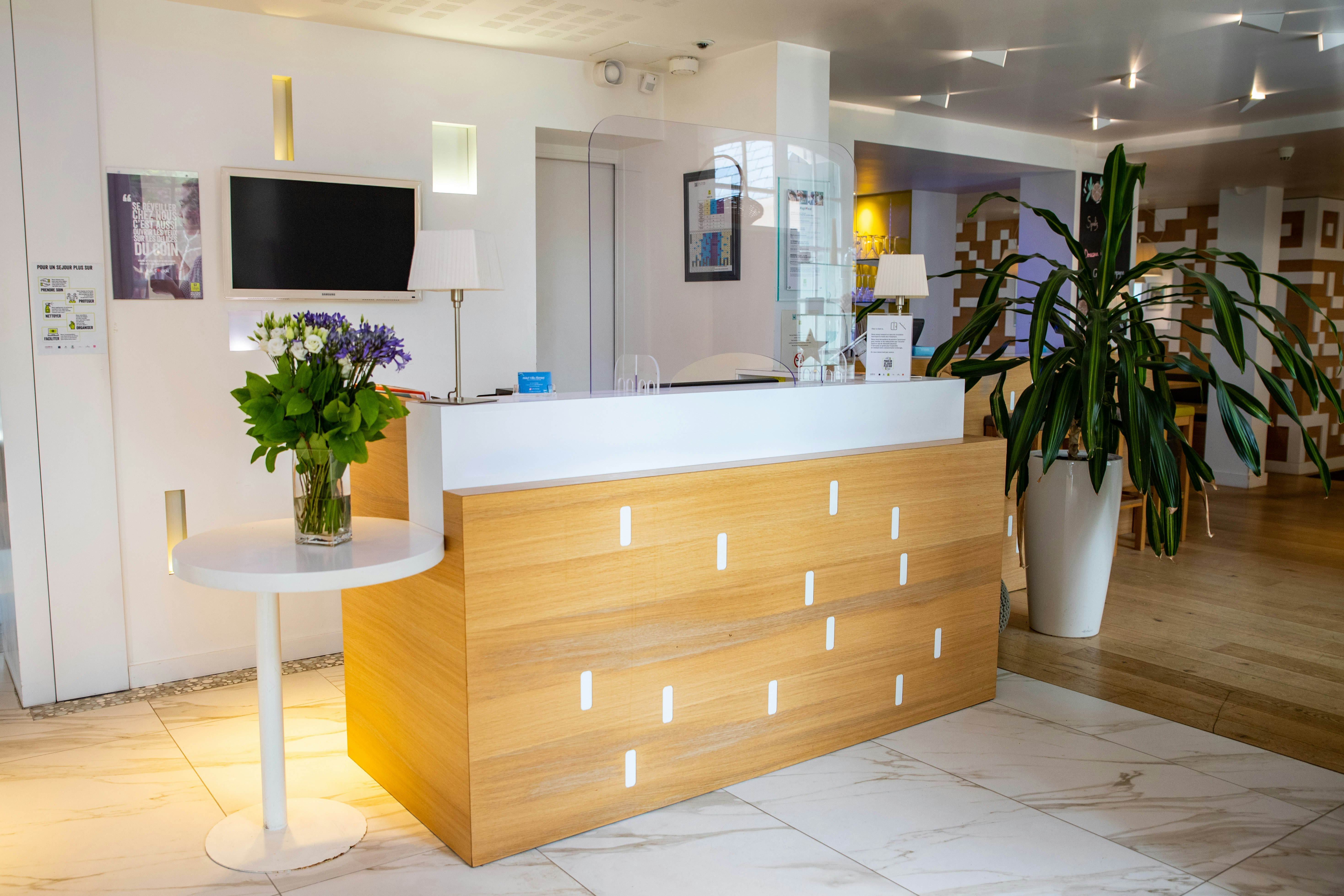 Lobby at Hotel Villa Flornoy, PORNICHET - FR