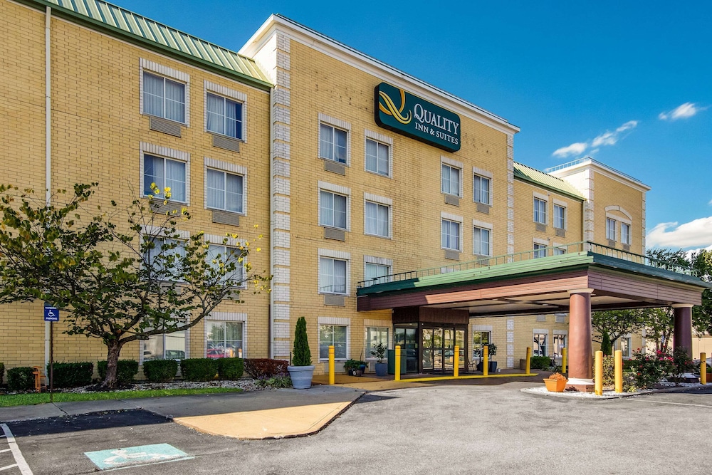 Quality Inn & Suites CVG Airport 1/30