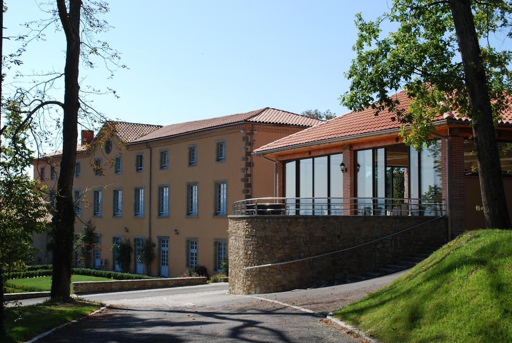 Hotel The Originals Domaine Saint-Roch 48/53