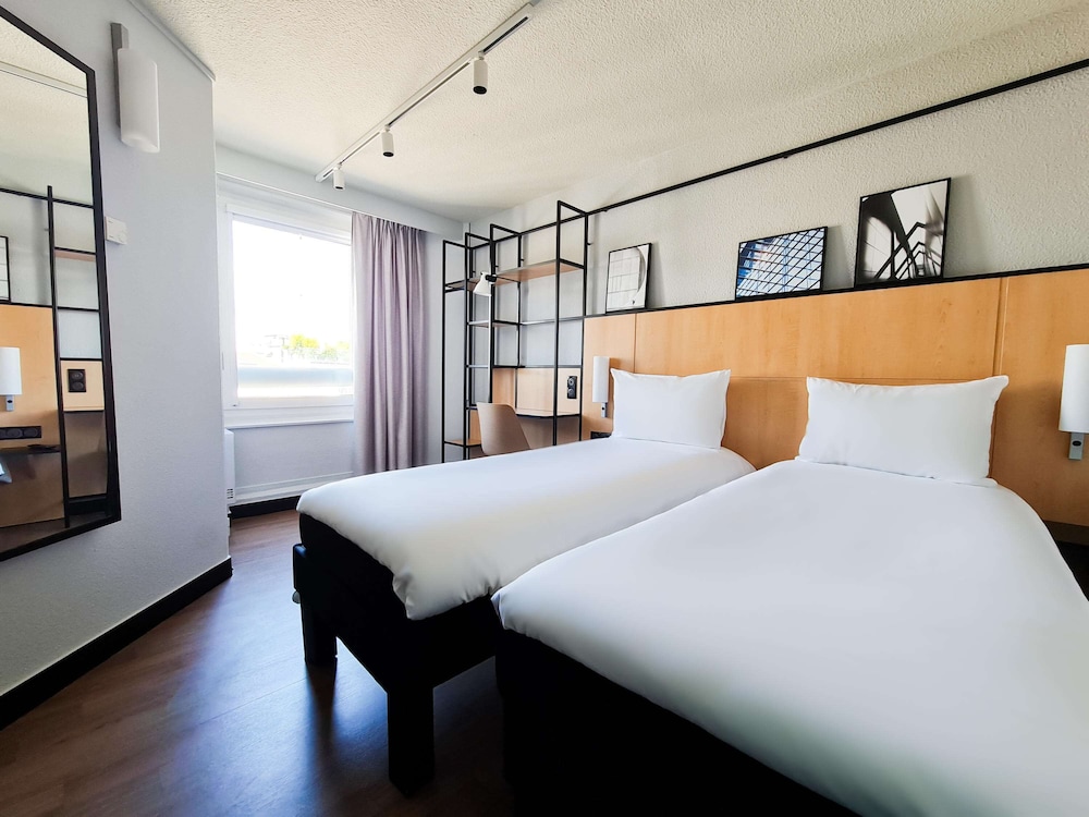 ibis Paris Eiffel Tower Cambronne 15th Hotel 13/50