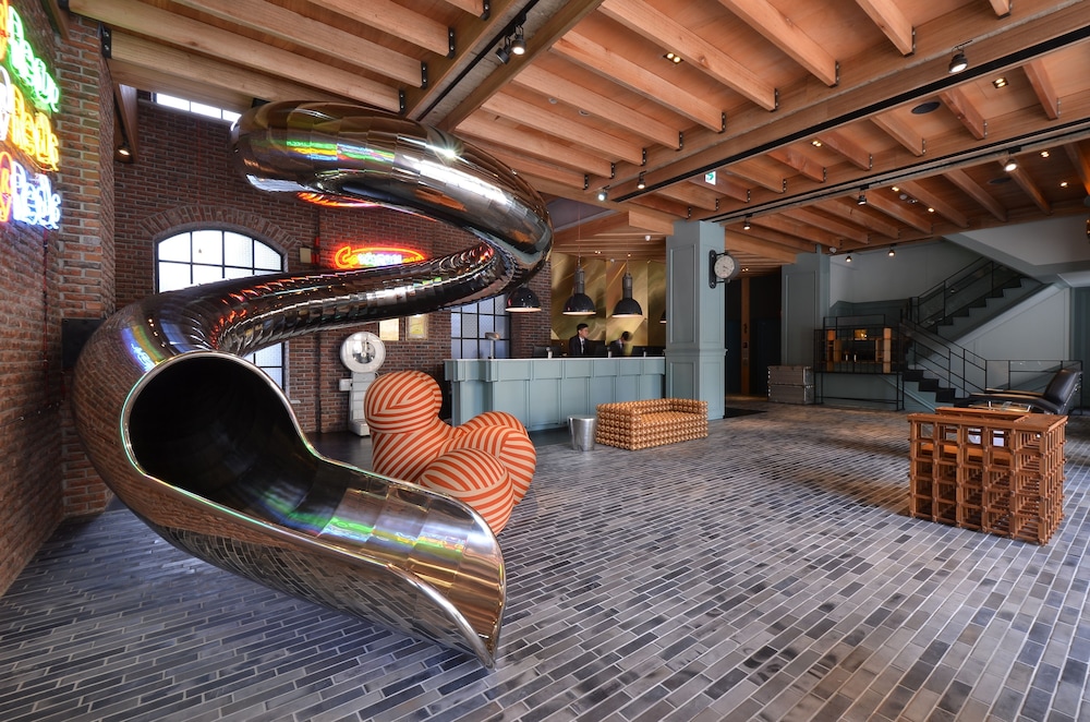 RedDot Hotel 43/50