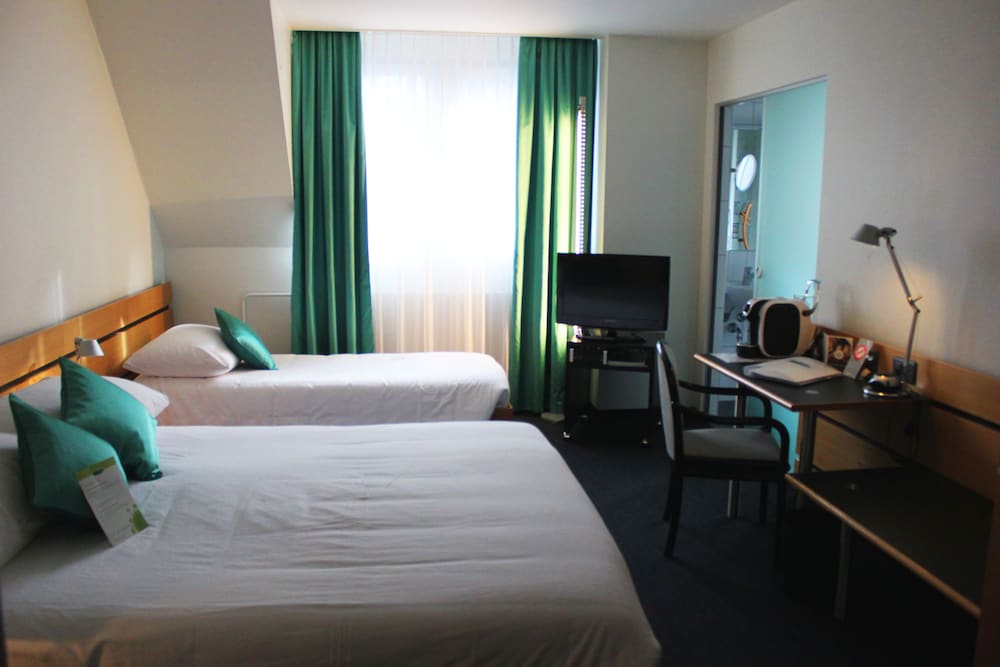 Hotel Continental Park 8/48