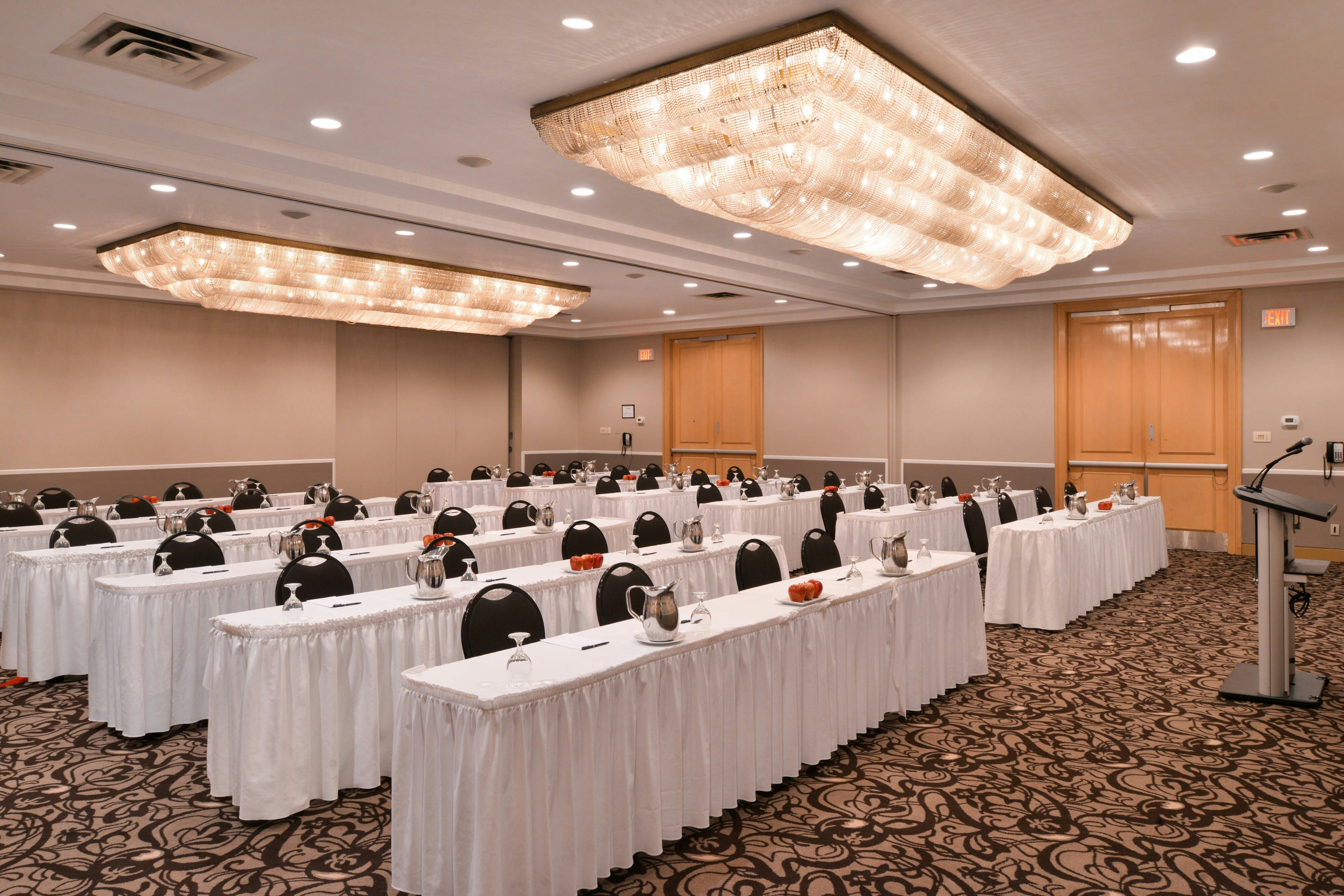 Delta Hotels By Marriott Regina 54/66