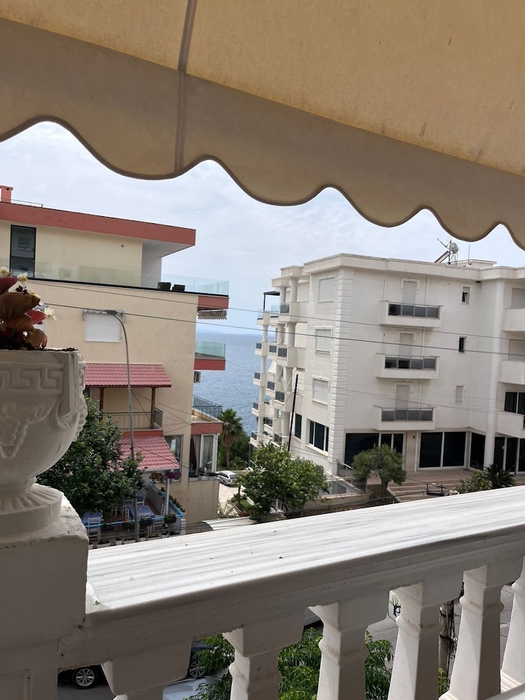 Hotel Primavera 7/50