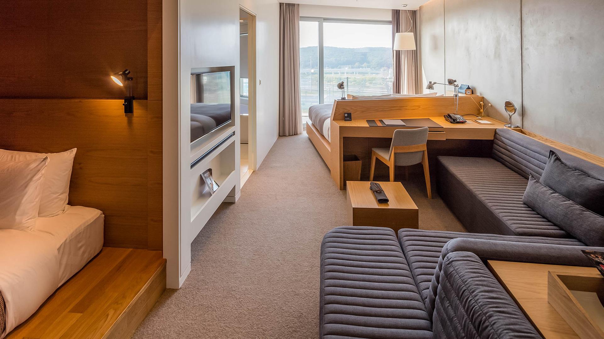 Bunker, Deluxe, Twin Beds, Mountain View