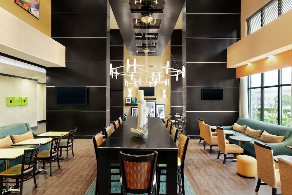 Hampton Inn & Suites By Hilton Houston/Pasadena 36/53