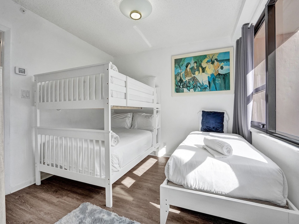 2 Bedrooms, Condo, Beach, Bunk Bed, 2 Queen Beds, 2 Sofa