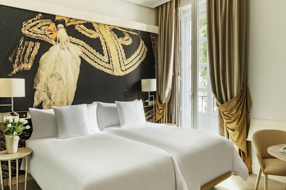2 Bedrooms, Red Level, Suite