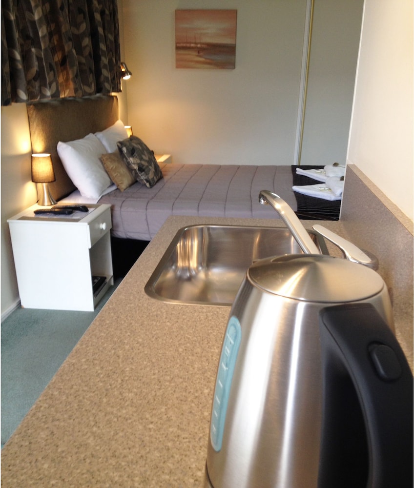 Aalton Motel 18/69