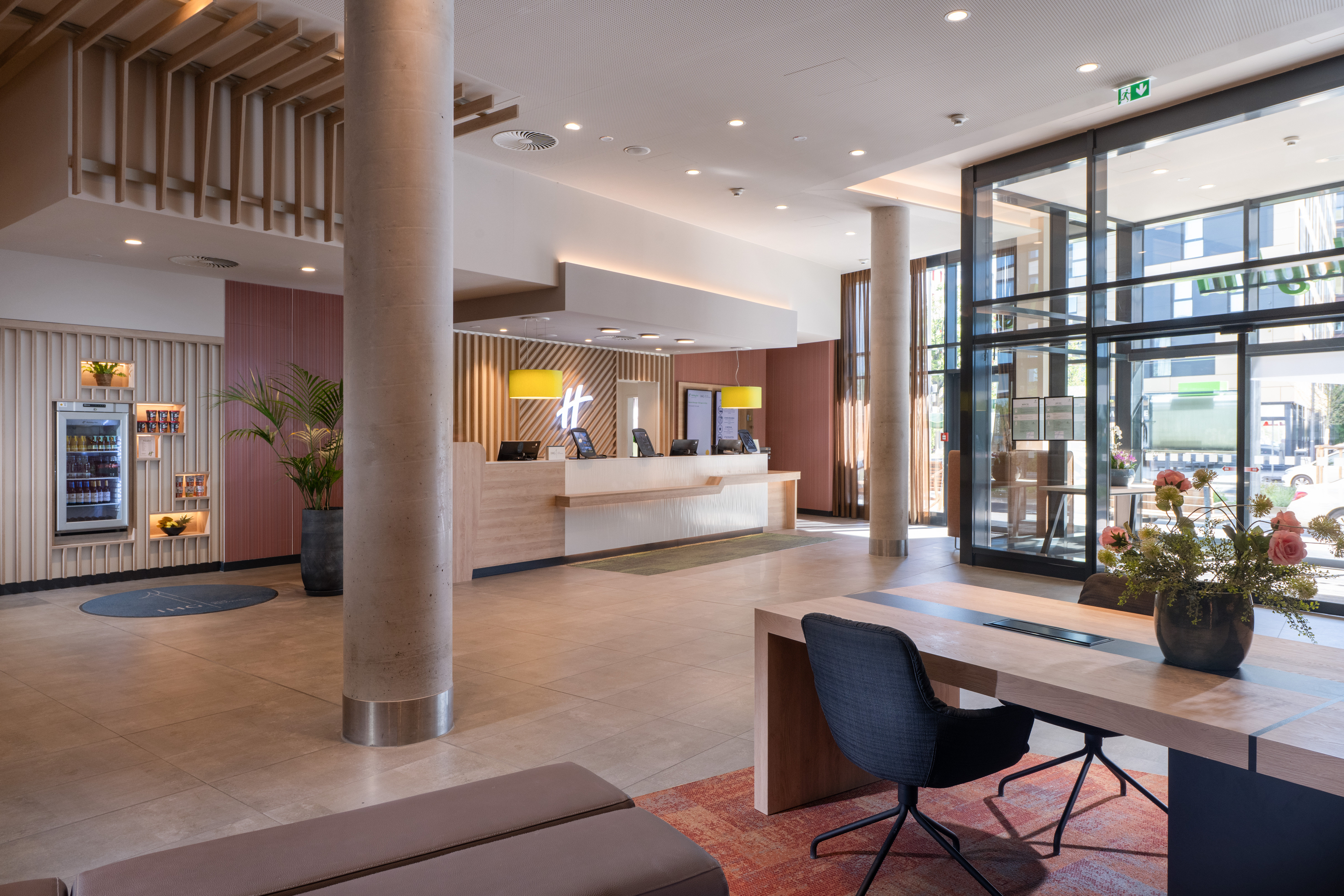 Holiday Inn Frankfurt Airport 12/75