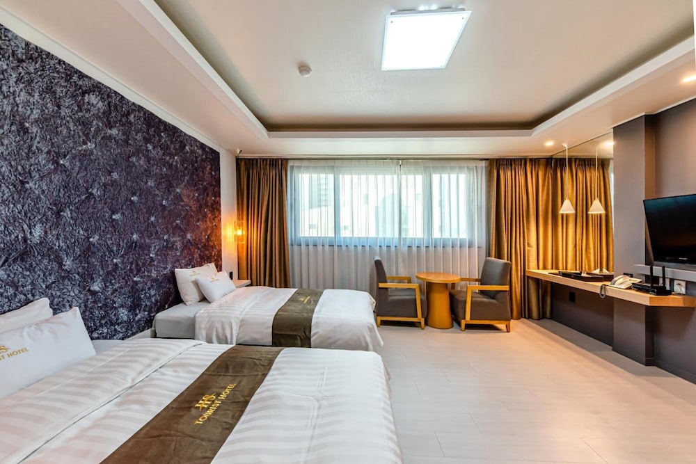 Hs Tourist Hotel 15/56