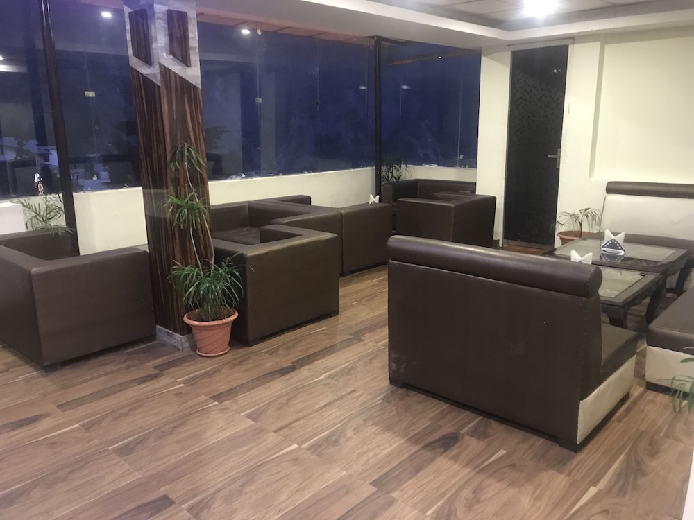 Hotel Triund Heights 34/50