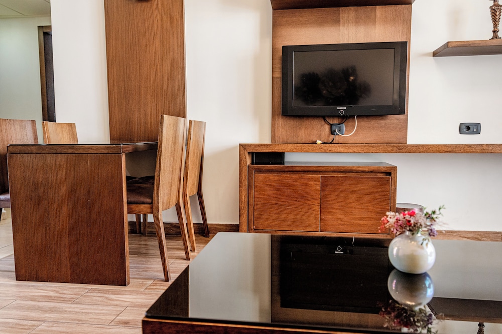 Britannia Suites 29/37