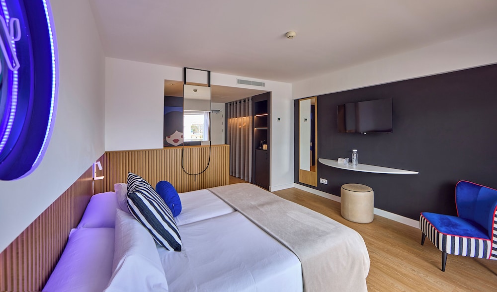 Universal Hotel Neptuno - Adults Only 18/69