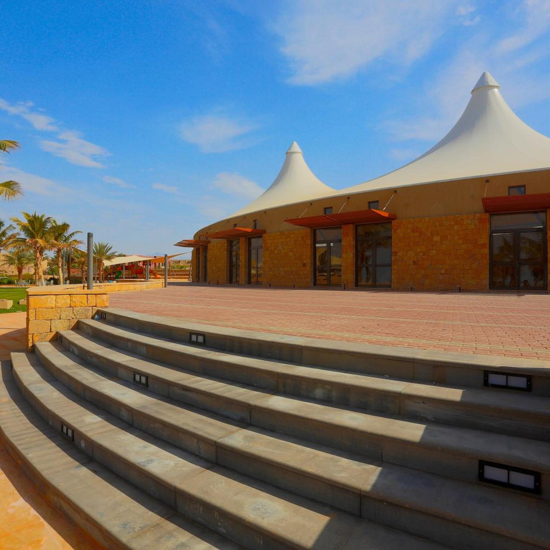 Royal L'azure Resort in SHARMA