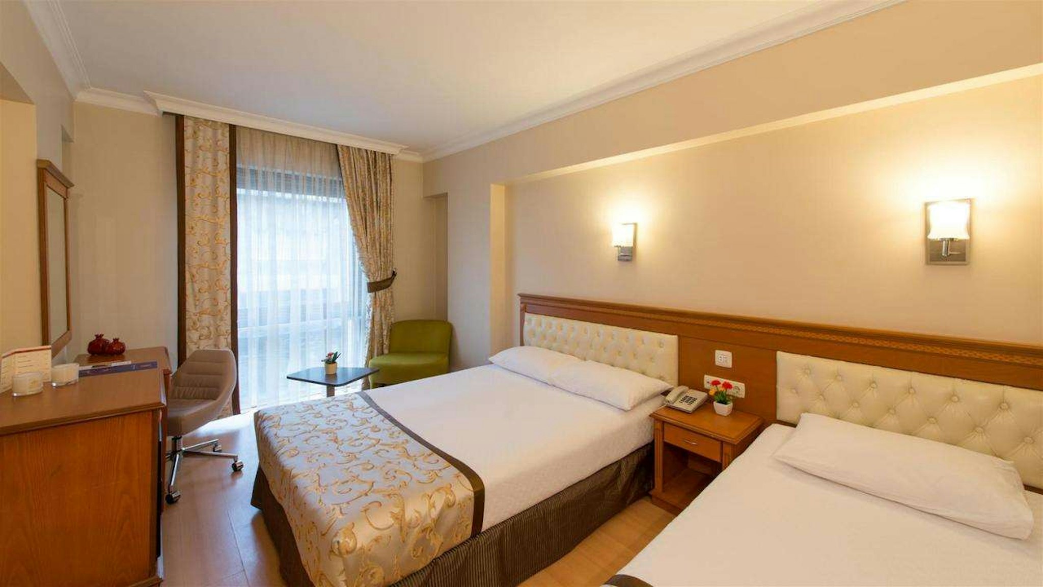 Prestige Hotel Old City 12/28
