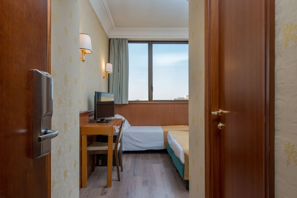 Hotel The Brand 19/64